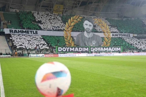 Konyaspor - Fenerbah&ccedil;e ma&ccedil;ında Ahmet &Ccedil;alık anıldı

