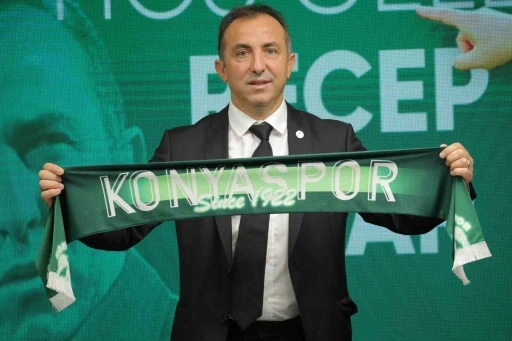 Konyaspor, Teknik Direkt&ouml;r Recep U&ccedil;ar ile s&ouml;zleşme imzaladı
