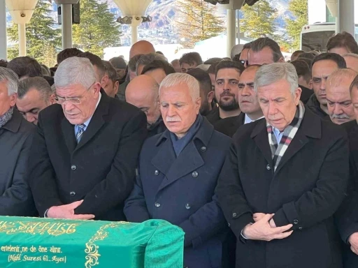 Koray Aydın&rsquo;ın babası son yolculuğuna uğurlandı
