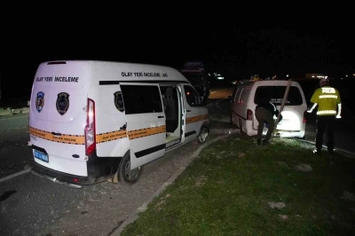 Kovalamaca sonrası yakalanan ara&ccedil;tan 20 g&ouml;&ccedil;men &ccedil;ıktı