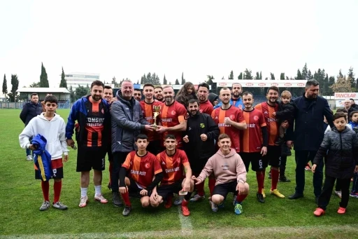 K&ouml;yler Arası Futbol Turnuvası&rsquo;nda şampiyon Ortasarıbey
