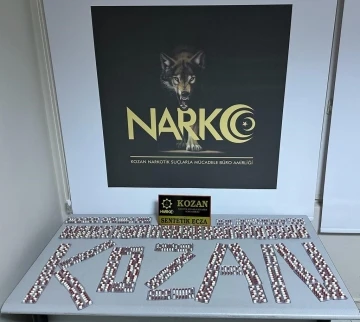 Kozan&rsquo;da araca gizlenmiş bin 115 uyuşturucu hap ele ge&ccedil;irildi
