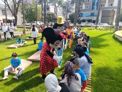 Kozan&rsquo;da &ouml;zel &ccedil;ocuklar neşeli anlar yaşadı
