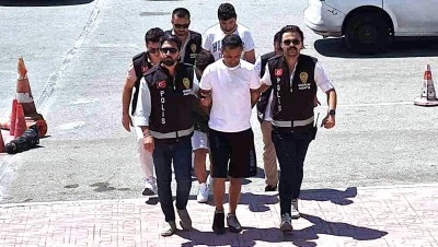 Kravat,takım elbise indirimi yok! Ağırlaştırılmış m&uuml;ebbet aldı