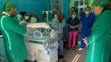 K&uuml;ba'da TİKA'nın yenilediği yenidoğan servisine "T&uuml;rkiye" adı verildi