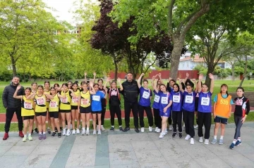 K&uuml;&ccedil;&uuml;k&ccedil;ekmece&rsquo;de 19 Mayıs koşusu yapıldı
