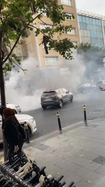 K&uuml;&ccedil;&uuml;k&ccedil;ekmece&rsquo;de aynı noktadaki elektrik yangını, esnafı canından bezdirdi
