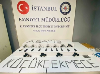 K&uuml;&ccedil;&uuml;k&ccedil;ekmece&rsquo;de silah ticareti yapan ş&uuml;pheli Bağcılar&rsquo;da yakalandı
