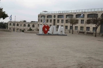 Kud&uuml;s sokaklarında sessizlik hakim
