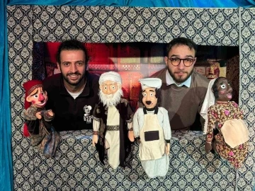 Kukla sanatını Erzurum&rsquo;da yaşatıyor
