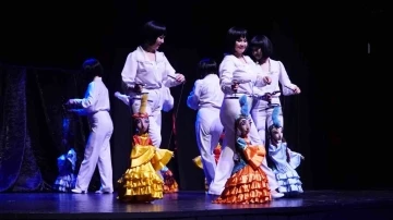 Kukla ve G&ouml;lge Ş&ouml;leni Bursa&rsquo;yı sardı