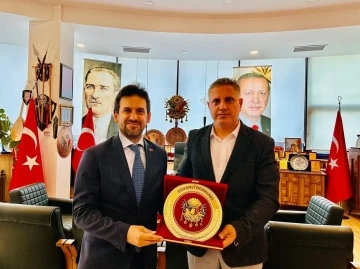 K&uuml;lt&uuml;r ve Turizm Bakan Yardımcısı Mumcu&rsquo;dan Kadir Canpolat&rsquo;a ziyaret

