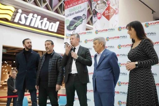 KUMSMALL AVM&rsquo;den 0 kilometre otomobil
