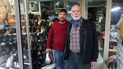 Kundura ustası: &ldquo;Babamın mirasını yaşatıyorum&rdquo;
