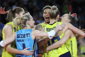 Kupa Voley&rsquo;de şampiyon Fenerbah&ccedil;e Opet