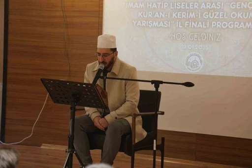 Kur&rsquo;an-ı Kerim&rsquo;i g&uuml;zel okuma yarışması il finali yapıldı

