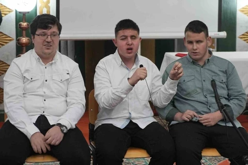 Kur&rsquo;an-ı Kerim okumak i&ccedil;in engel tanımadılar...