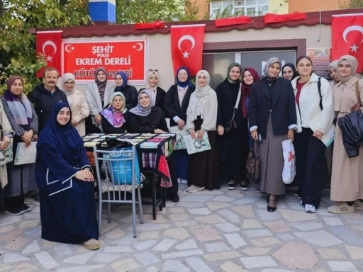 Kur&rsquo;an kursunda kursiyerler geleneksel K&uuml;tahya kıyafetlerini ve yemeklerini tanıttı
