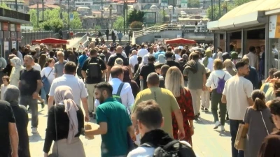 Kurban Bayramı &ouml;ncesi Emin&ouml;n&uuml;'nde yoğunluk oluştu