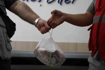 Kurban eti ihtiya&ccedil; sahiplerine ulaştırıldı
