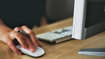 K&uuml;resel ekonomideki karamsarlık işten &ccedil;ıkarma dalgasının b&uuml;y&uuml;mesine neden oldu