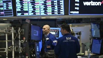 K&uuml;resel piyasalar haftaya karışık seyirle başladı