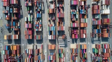 K&uuml;resel ticaret, ekonomiye ilişkin belirsizlikler ve jeopolitik gerilimlerin baskısı altında