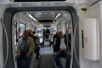 Kuru&ccedil;eşme tramvay hattında seferler başladı
