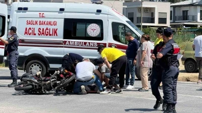 Kuşadası&rsquo;nda motosiklet kazası: 2 yaralı
