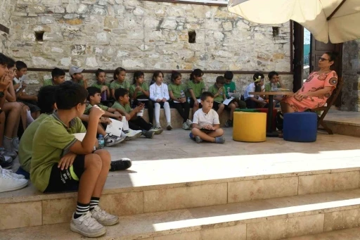 Kuşadası&rsquo;ndaki merkez 2024 yılında da &ouml;ğrencilerin vazge&ccedil;ilmez adresi oldu
