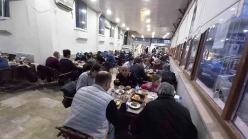 K&uuml;tahya Altı Nokta K&ouml;rler Derneğinden birlik iftarı
