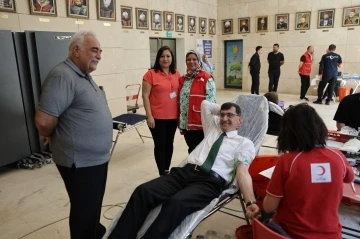 K&uuml;tahya Belediyesi&rsquo;nde kan bağışı etkinliği
