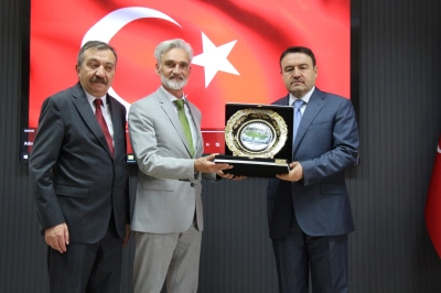 K&uuml;tahya Blueberry &Uuml;retiminde Uluslararası Tarım &Uuml;ss&uuml; Olmaya Hazırlanıyor
