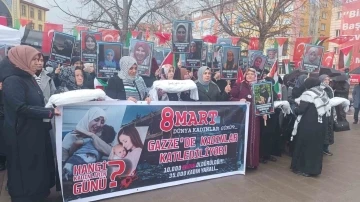 K&uuml;tahya&rsquo;da kadınlar Gazze i&ccedil;in y&uuml;r&uuml;d&uuml;
