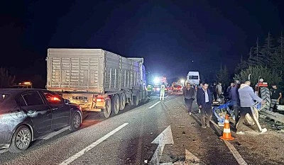 K&uuml;tahya&rsquo;da zincirleme trafik kazası: 7 yaralı