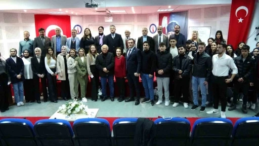 K&uuml;tahya Dumlupınar &Uuml;niversitesi&rsquo;nde &rsquo;İletişim Zirvesi&rsquo;
