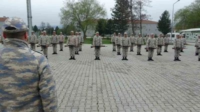 K&uuml;tahya Hava Er Eğitim Tugay Komutanlığında 1 yılda 33 bin Mehmet&ccedil;ik eğitim aldı
