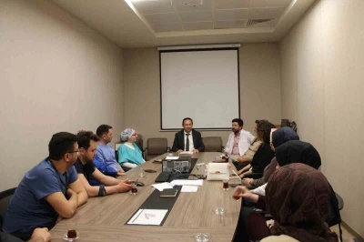 K&uuml;tahya Şehir Hastanesinde primer sezaryen oranları masaya yatırıldı
