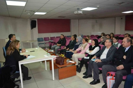 K&uuml;t&uuml;phaneler i&ccedil;in &rsquo;eşg&uuml;d&uuml;m&rsquo; toplantısı
