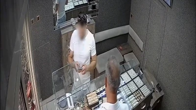 Kuyumcudan k&uuml;pe &ccedil;alan şahıs tutuklandı