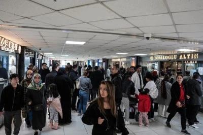 Kuyumcukent'te gram altın t&uuml;kendi