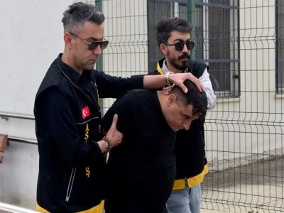 Kuzenini &ouml;ld&uuml;rd&uuml;, Suriye&rsquo;ye ka&ccedil;mak isterken yakalandı