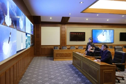 Kuzey Kore, orta menzilli hipersonik balistik f&uuml;ze test ettiğini duyurdu
