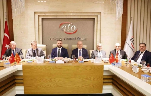 Kuzey Makedonya Ekonomi ve &Ccedil;alışma Bakanı Durmishi ATO&rsquo;da
