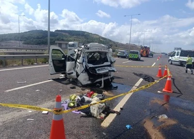  Kuzey Marmara Otoyolu&rsquo;nda feci kaza: 2 &ouml;l&uuml;, 6 yaralı