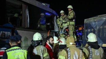 Kuzey Marmara Otoyolu'nda trafik kazasında 1 kişi &ouml;ld&uuml; 37 kişi yaralandı