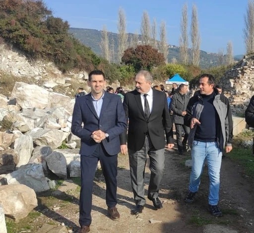 Kyzikos Antik Kenti&rsquo;nde ilk ziyaret ger&ccedil;ekleşti