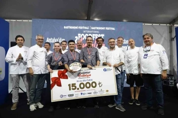 Lezzet dolu festival gastronomi ş&ouml;leni yaşattı
