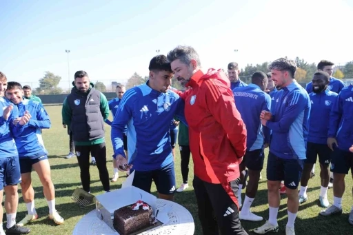 Lider Erzurumspor&rsquo;da Amedspor mesaisi
