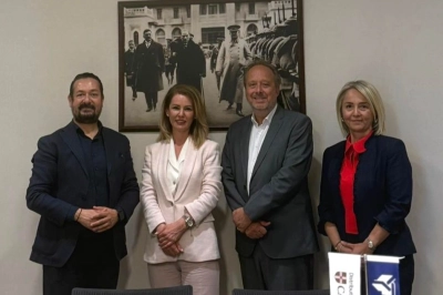 L&ouml;semili &Ccedil;ocuklara İngilizce Eğitimi İ&ccedil;in G&uuml;&ccedil; Birliği